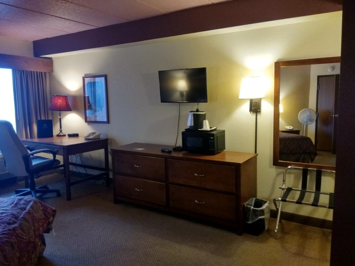 Madelia Hotel & Suites Dış mekan fotoğraf